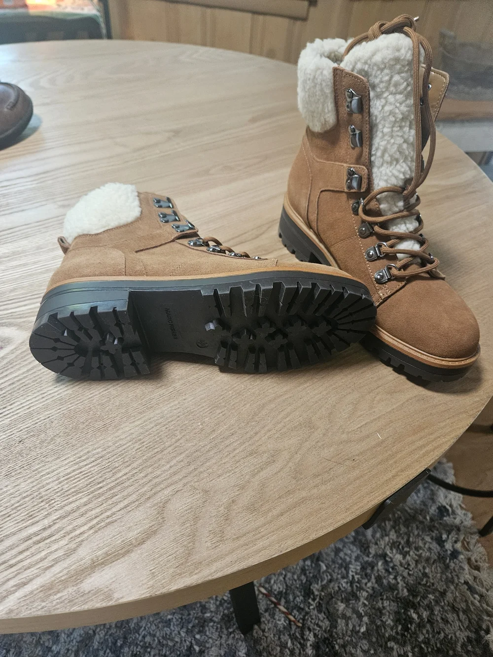 Women's Brown Suede Lace-Up Winter Boots with Shearling Lining